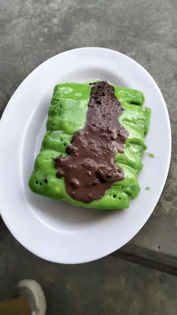 R1. Kue Pancong Pandan Susu 1/2 Loyang