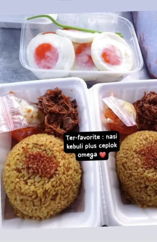 S1. Nasi Kebuli Ayam Suwir