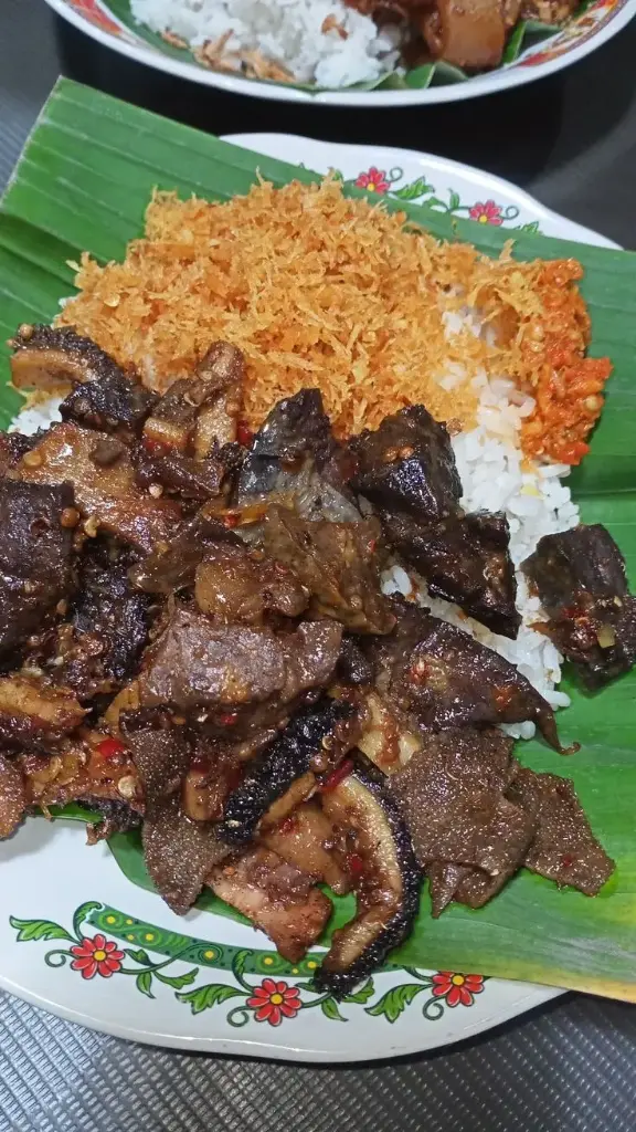 Z3. Penyetan Nasi Babat